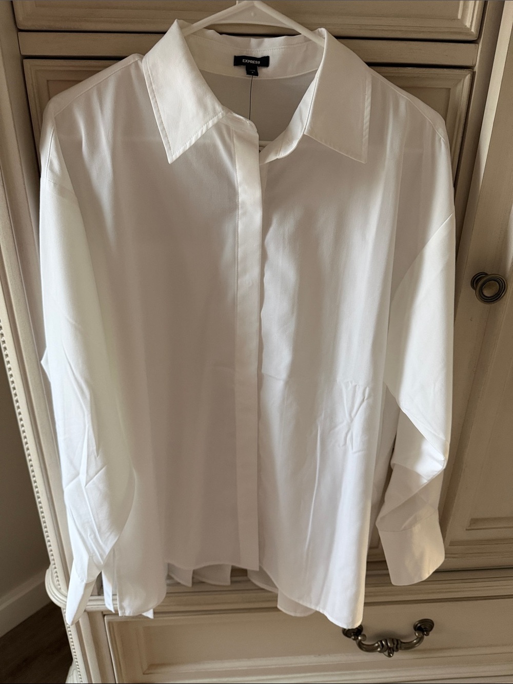 Express White Classic Button-Up Blouse